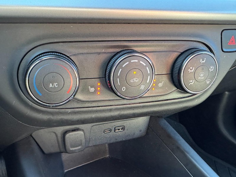 Chevrolet Trax Vehicle Image 20