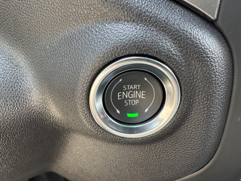 Chevrolet Silverado 1500 Vehicle Image 17