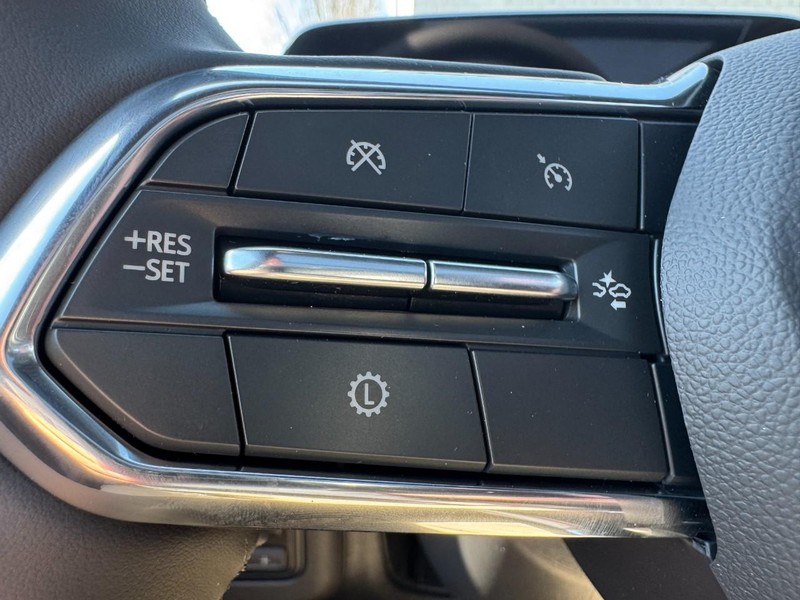 Chevrolet Tahoe Vehicle Image 11