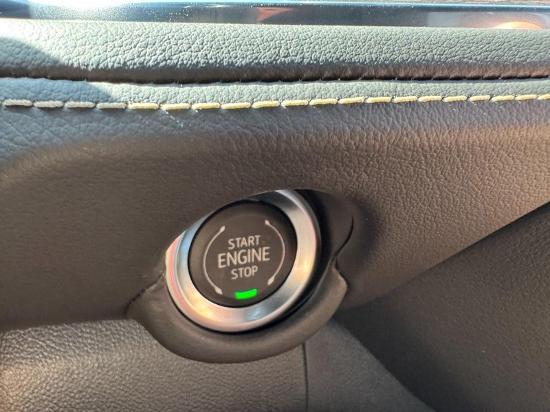 Chevrolet Tahoe Vehicle Image 17