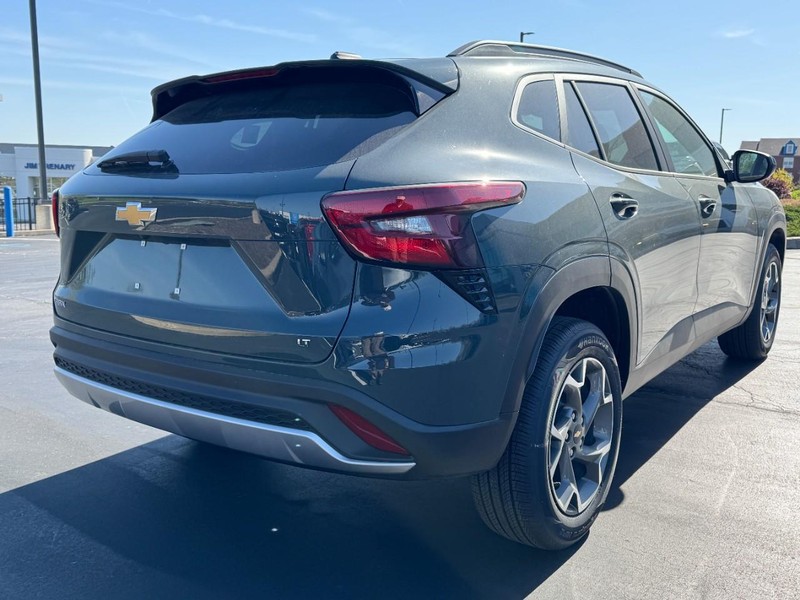 Chevrolet Trax Vehicle Image 03