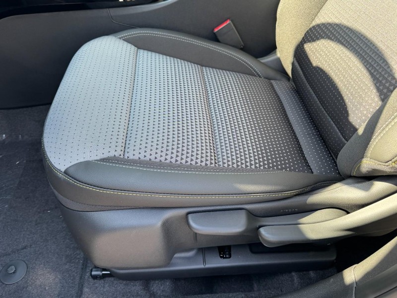 Chevrolet Trax Vehicle Image 08
