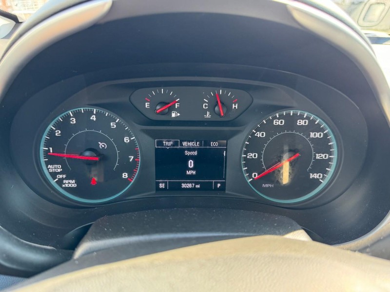 Chevrolet Malibu Vehicle Image 22