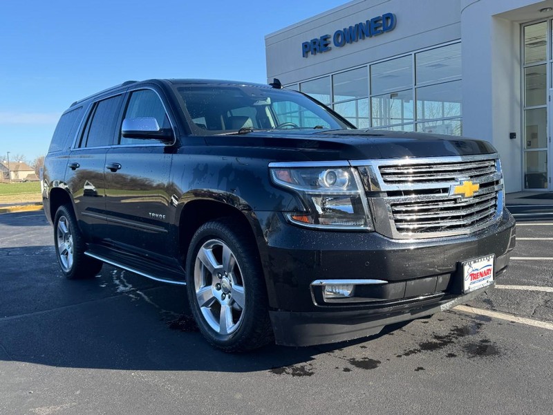 Chevrolet Tahoe Vehicle Image 02