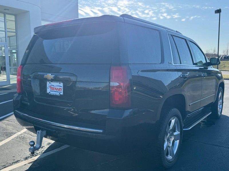 Chevrolet Tahoe Vehicle Image 03