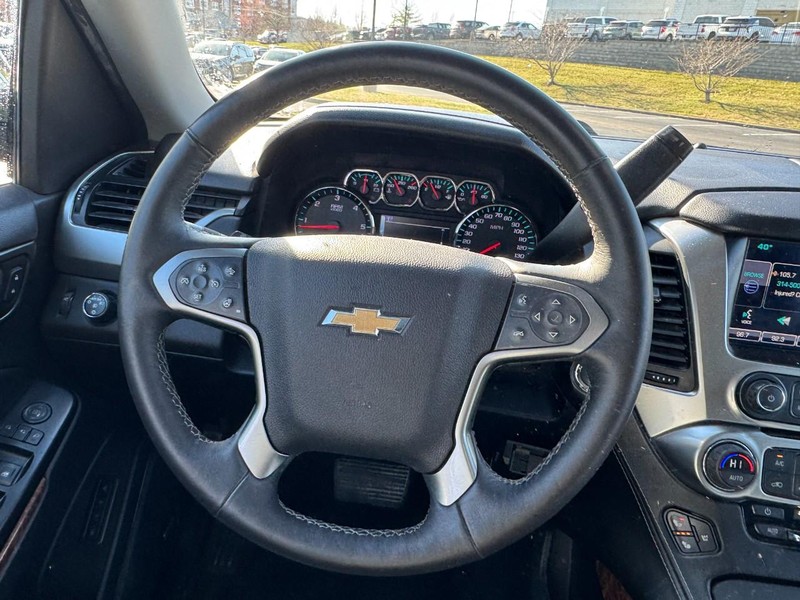 Chevrolet Tahoe Vehicle Image 14