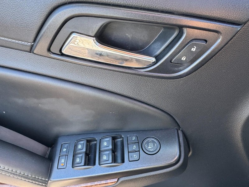 Chevrolet Tahoe Vehicle Image 17
