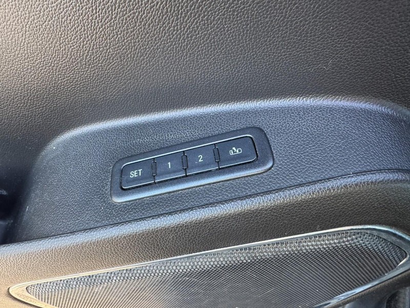 Chevrolet Tahoe Vehicle Image 18