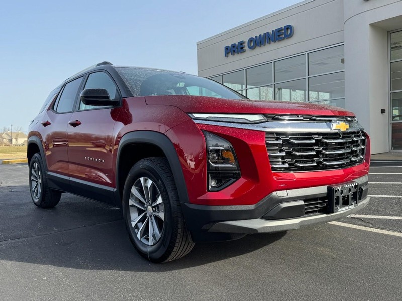 Chevrolet Equinox Vehicle Image 03