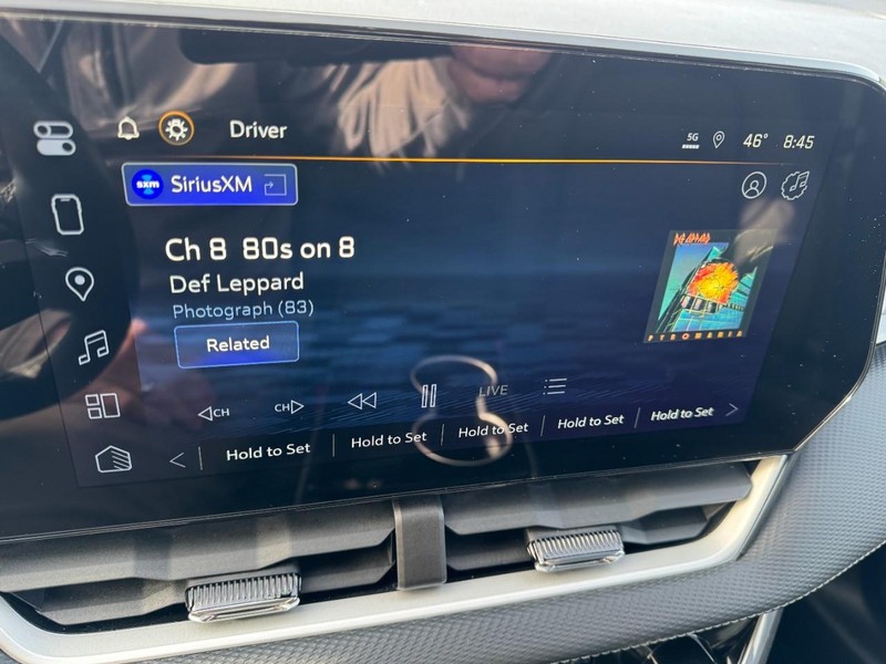 Chevrolet Equinox Vehicle Image 24