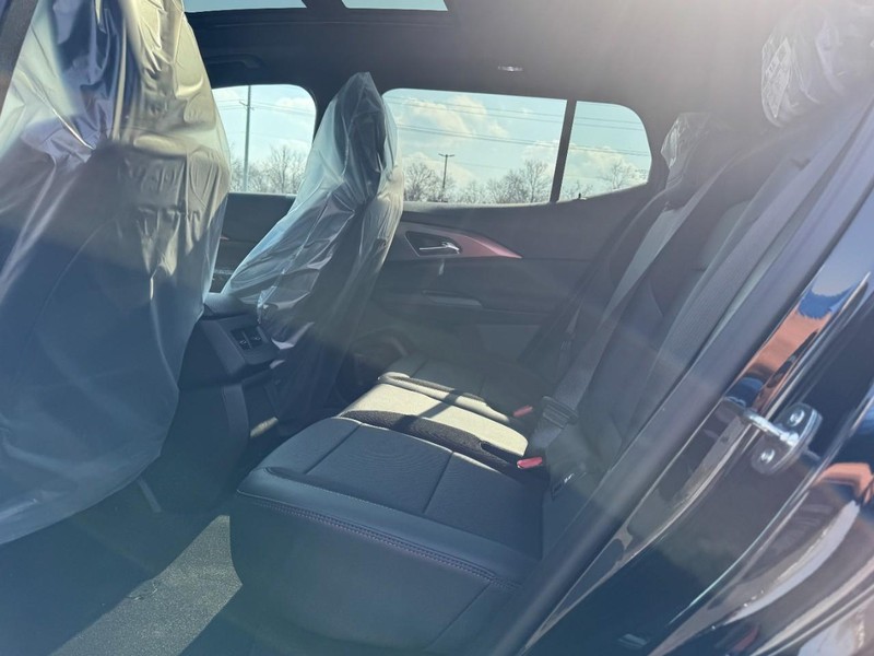 Chevrolet Equinox EV Vehicle Image 07