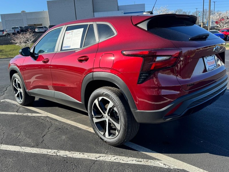 Chevrolet Trax Vehicle Image 05