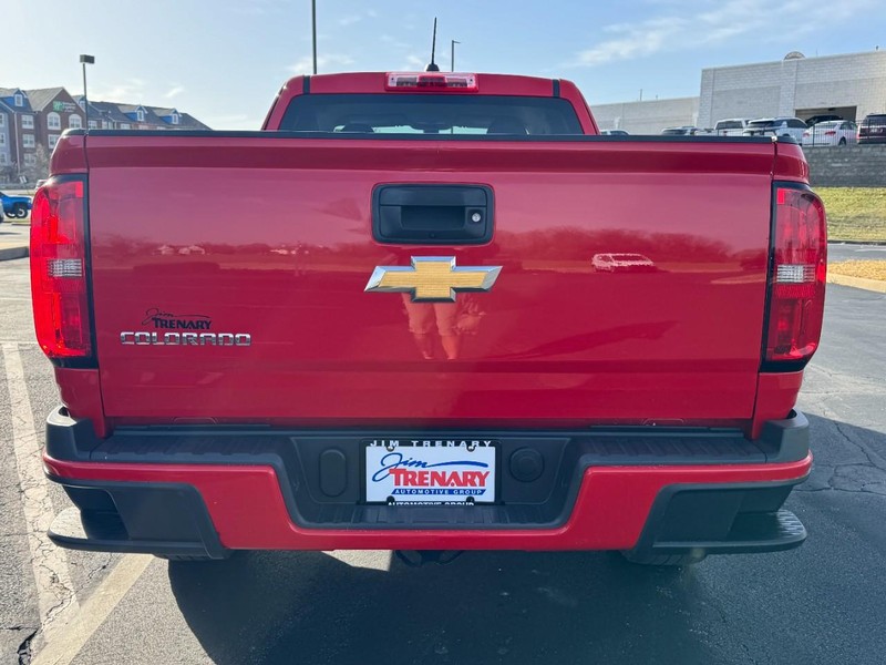 Chevrolet Colorado Vehicle Image 03