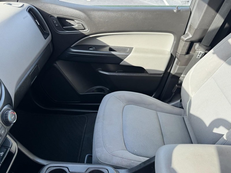 Chevrolet Colorado Vehicle Image 10