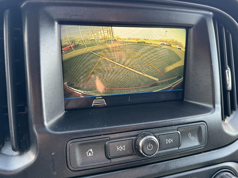 Chevrolet Colorado Vehicle Image 16