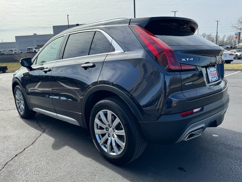 Cadillac XT4 Vehicle Image 05