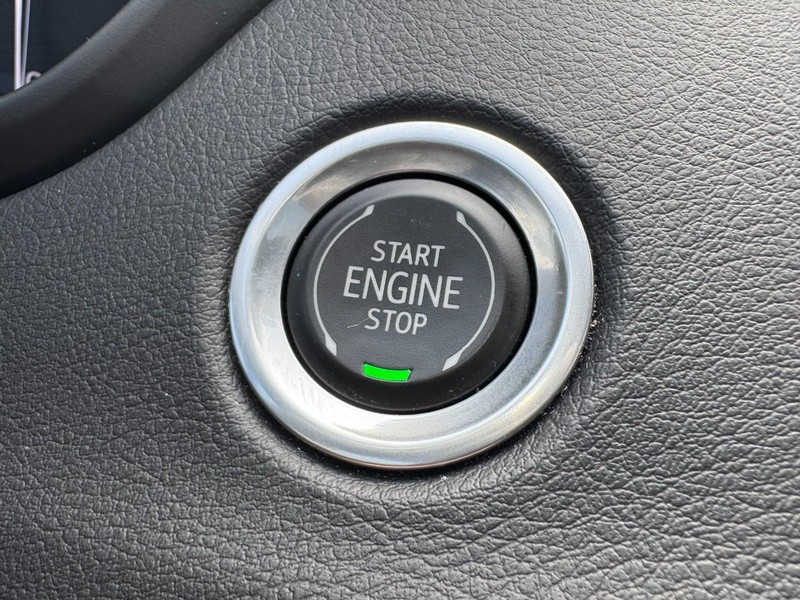 Cadillac XT4 Vehicle Image 22