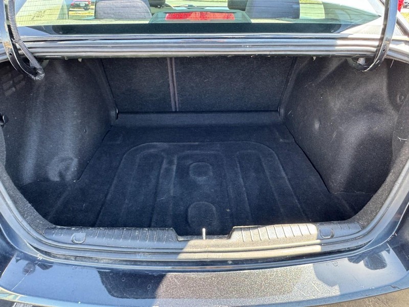 Chevrolet Cruze Vehicle Image 06