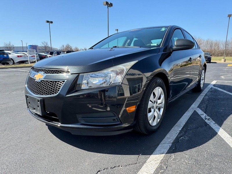 Chevrolet Cruze Vehicle Image 08