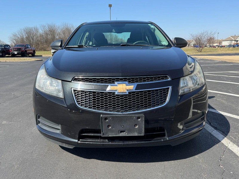 Chevrolet Cruze Vehicle Image 09