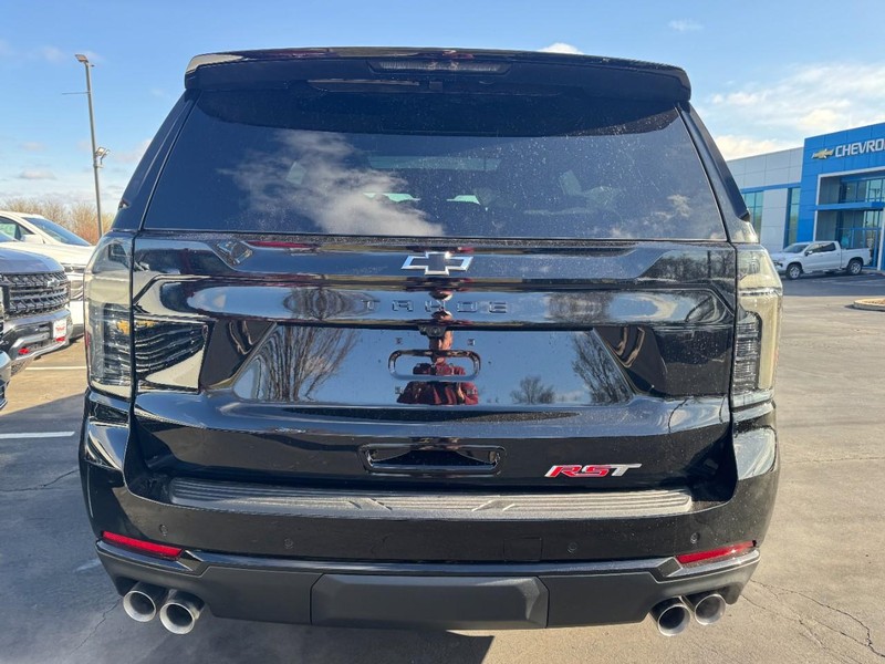 Chevrolet Tahoe Vehicle Image 04
