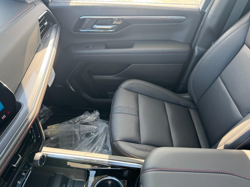 Chevrolet Tahoe Vehicle Image 08