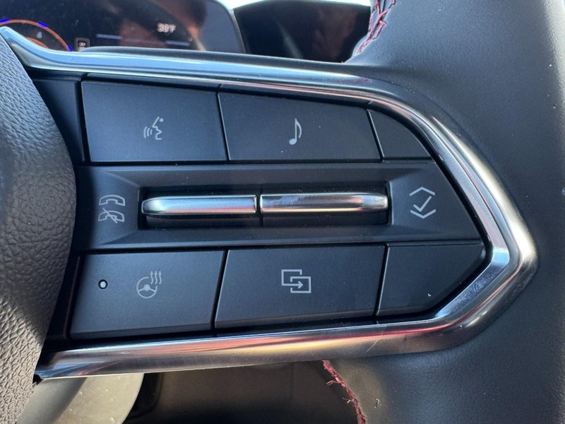 Chevrolet Tahoe Vehicle Image 13