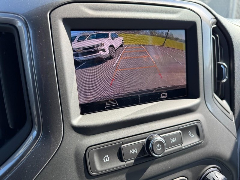 Chevrolet Silverado 1500 Vehicle Image 16