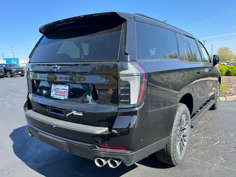 Chevrolet Suburban Vehicle Image 03