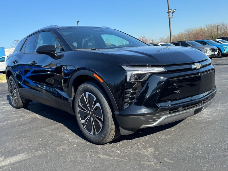 Chevrolet Blazer EV Vehicle Image 02