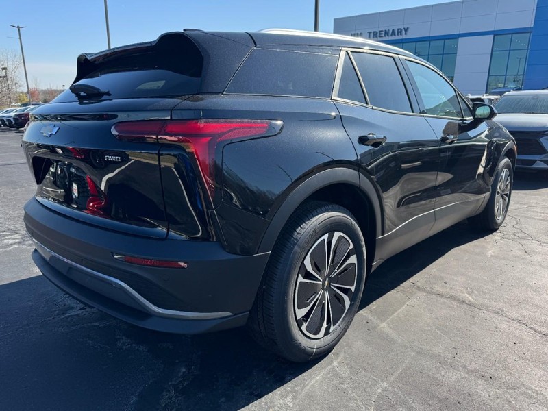 Chevrolet Blazer EV Vehicle Image 03