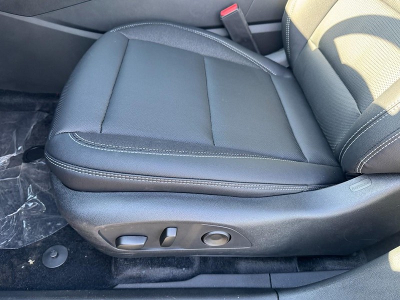 Chevrolet Blazer EV Vehicle Image 09