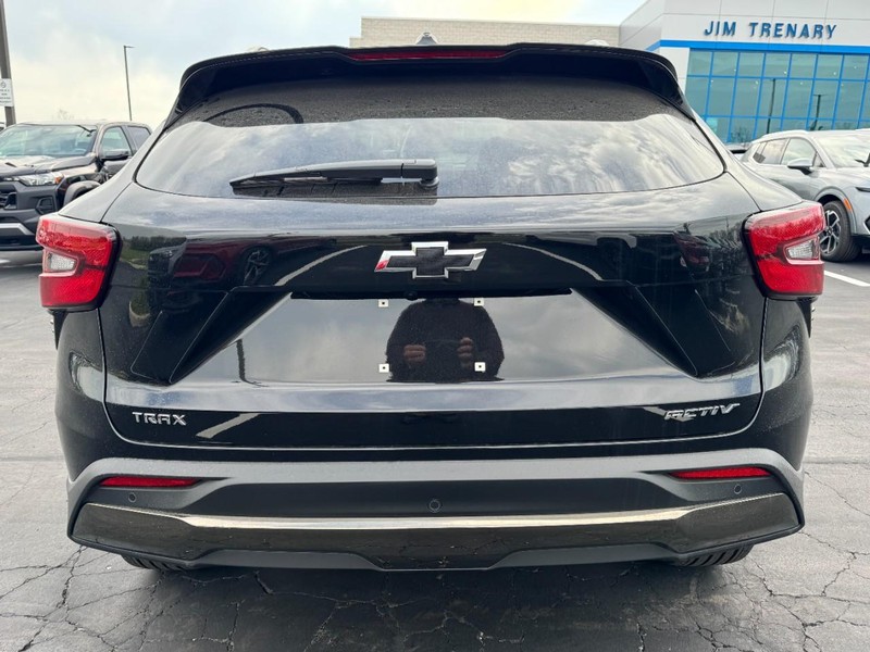 Chevrolet Trax Vehicle Image 04