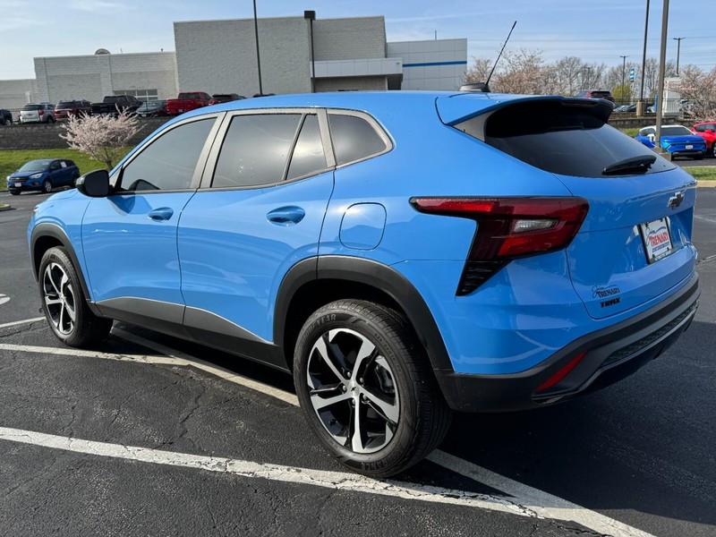 Chevrolet Trax Vehicle Image 05