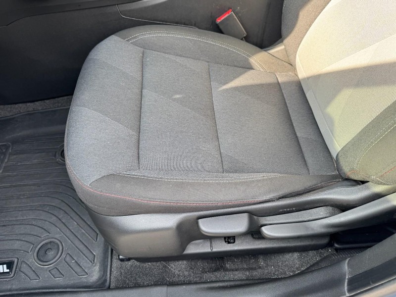 Chevrolet Trax Vehicle Image 14