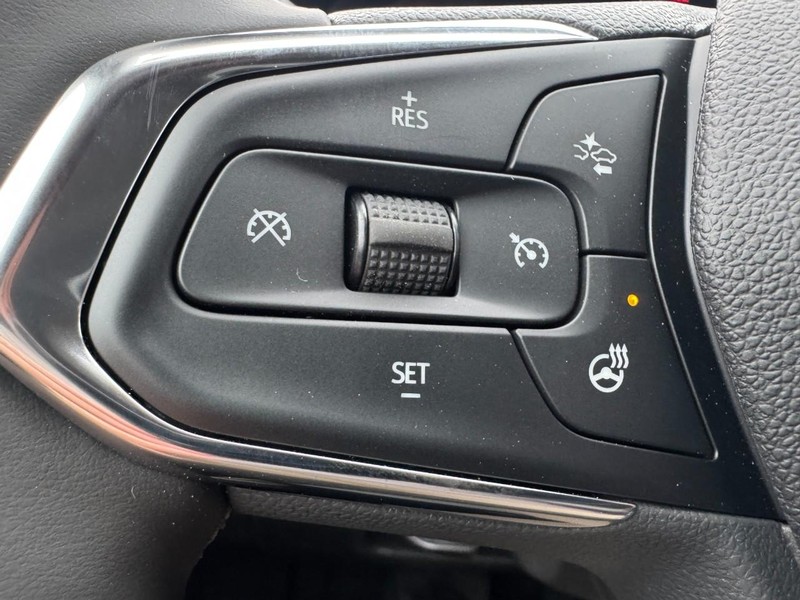 Chevrolet Trax Vehicle Image 11