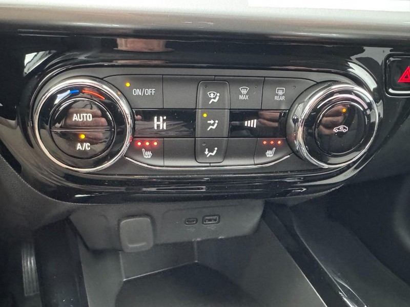 Chevrolet Trax Vehicle Image 13