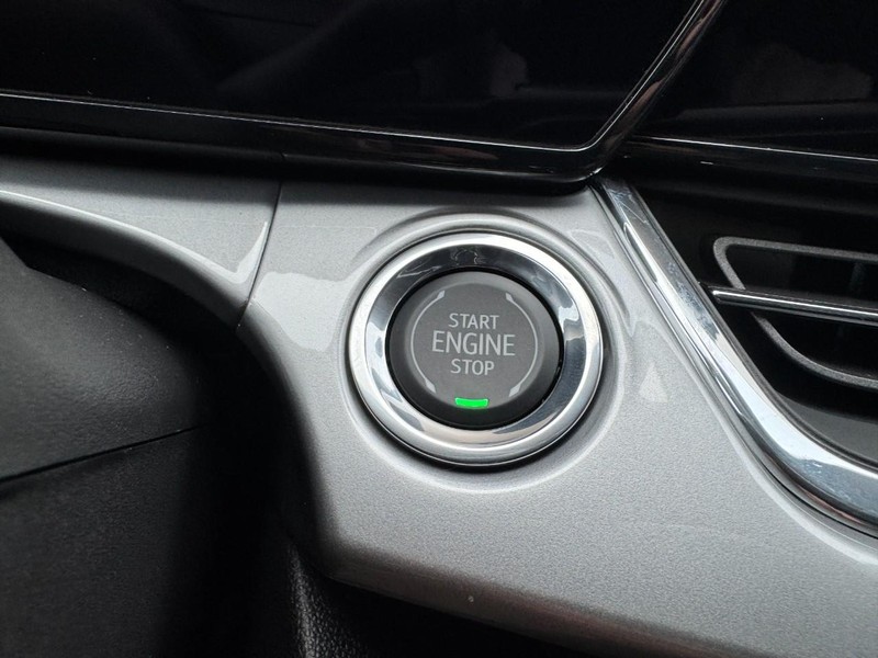 Chevrolet Trax Vehicle Image 16