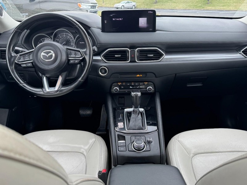 Mazda CX-5 Vehicle Image 12