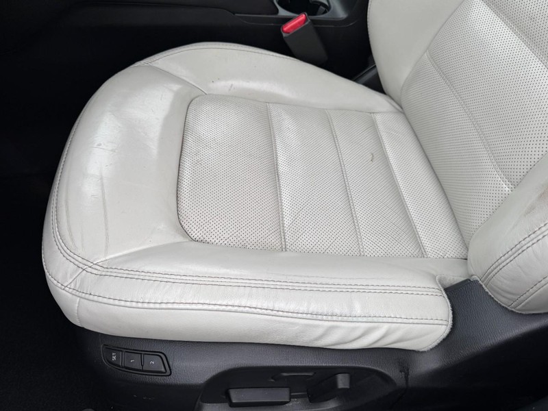 Mazda CX-5 Vehicle Image 15