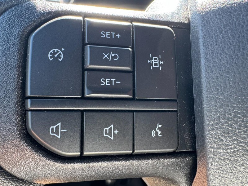 Ford F-150 Vehicle Image 16