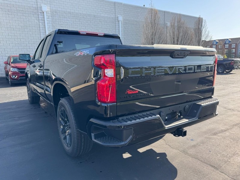 Chevrolet Silverado 1500 Vehicle Image 06