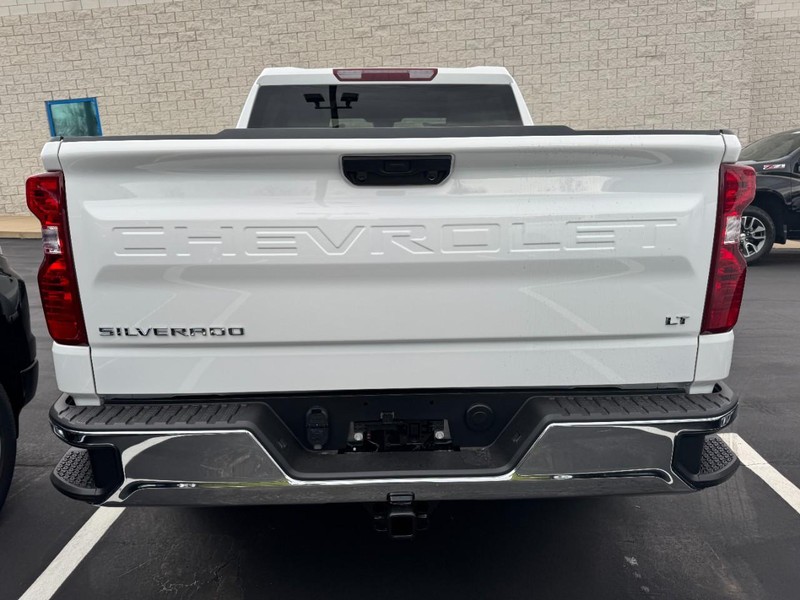 Chevrolet Silverado 1500 Vehicle Image 04