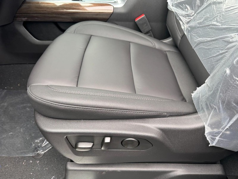 Chevrolet Silverado 1500 Vehicle Image 10