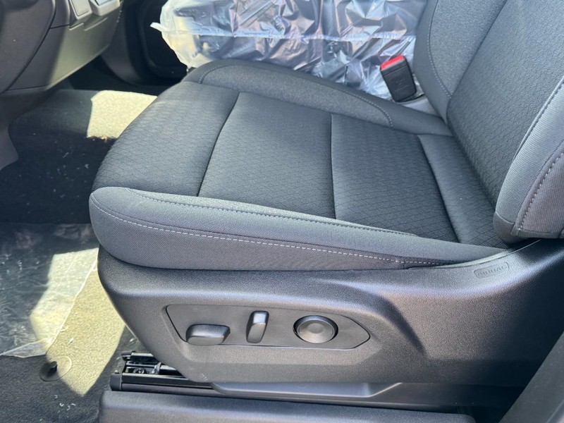 Chevrolet Silverado 1500 Vehicle Image 10