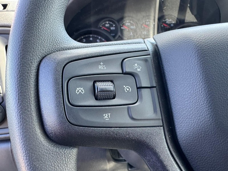 Chevrolet Silverado 1500 Vehicle Image 13