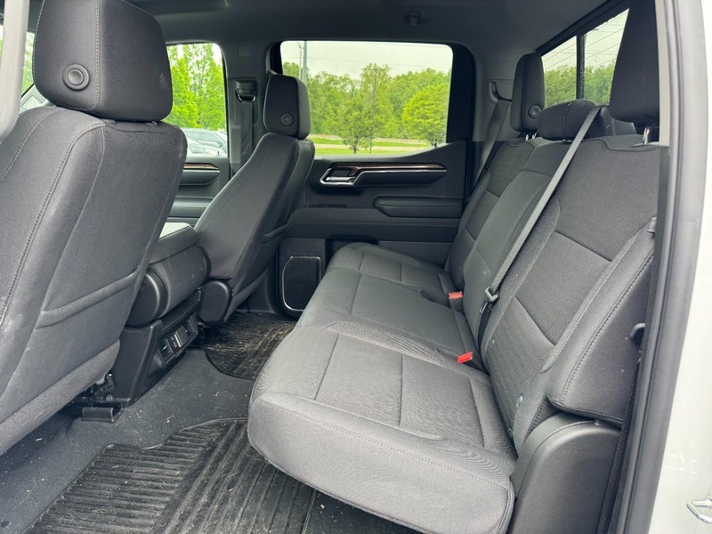Chevrolet Silverado 1500 Vehicle Image 09