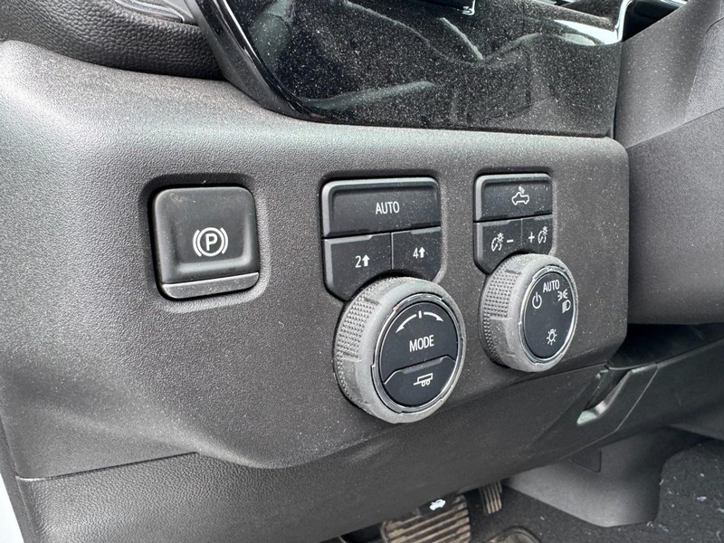 Chevrolet Silverado 1500 Vehicle Image 13