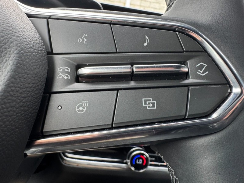 Chevrolet Equinox Vehicle Image 12