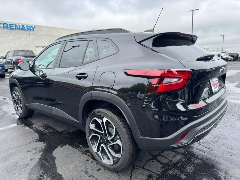 Chevrolet Trax Vehicle Image 05